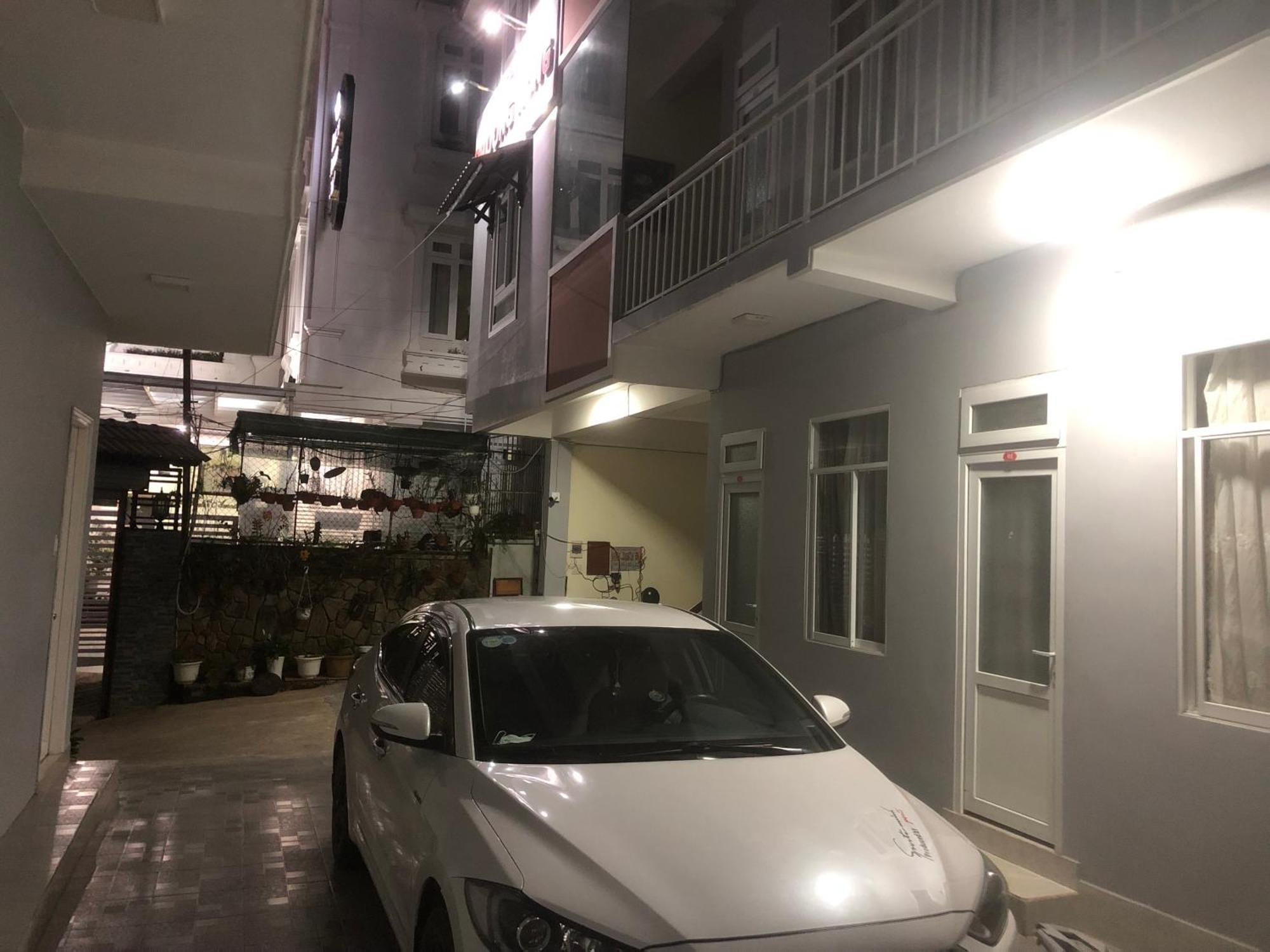 Phuong Hong Guesthouse Dalat Bagian luar foto